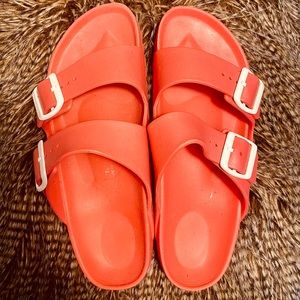 💖BIRKENSTOCK coral rubber sandals!💖